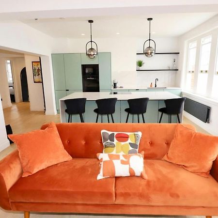 Newly Refurbished W/ River Views London Bagian luar foto