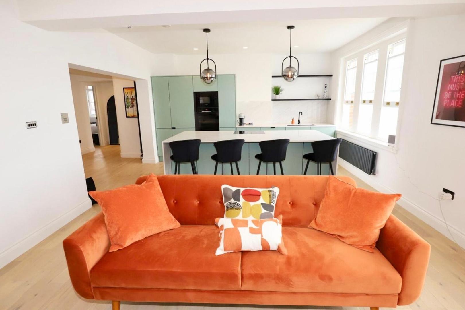 Newly Refurbished W/ River Views London Bagian luar foto