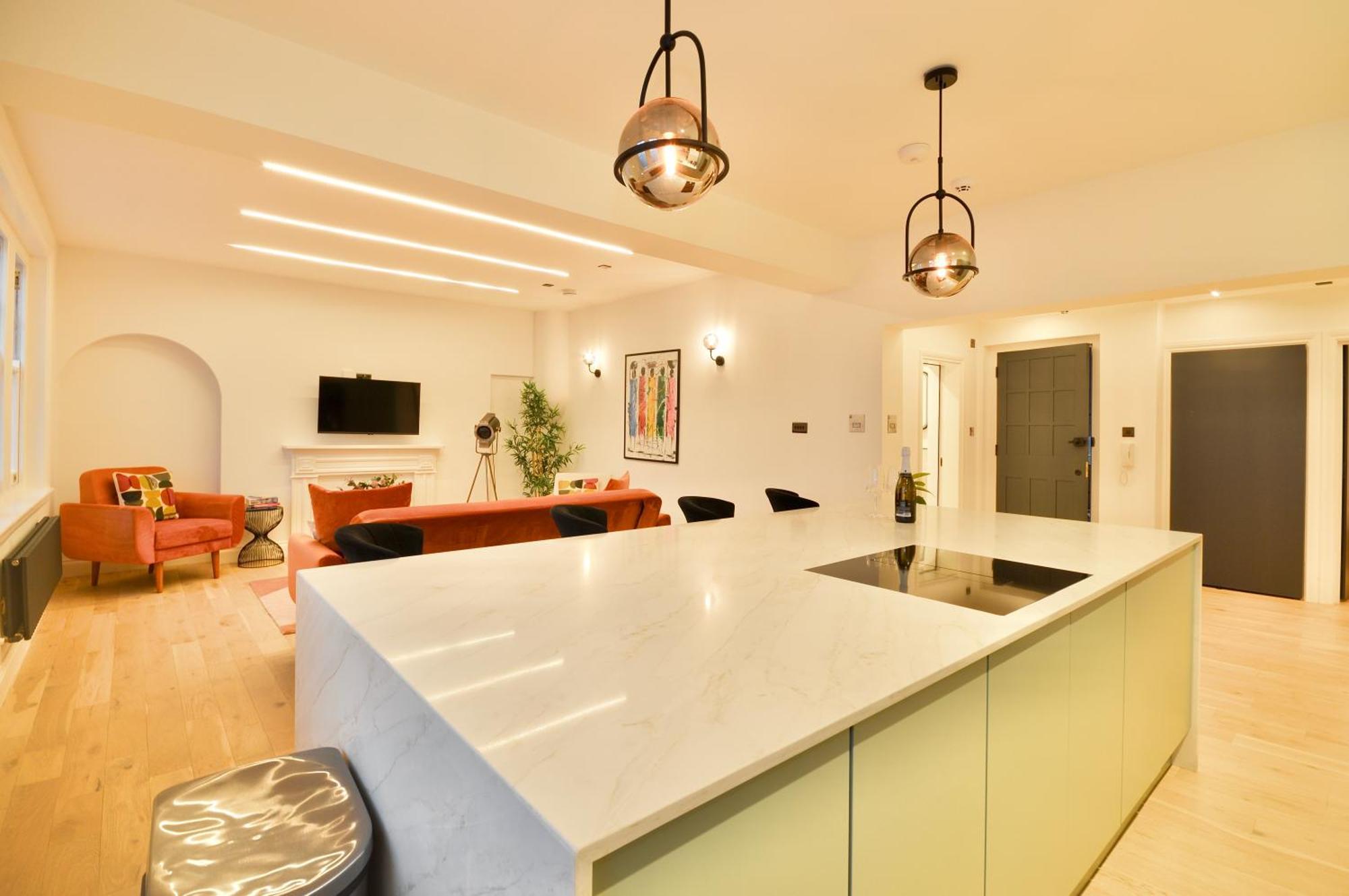 Newly Refurbished W/ River Views London Bagian luar foto